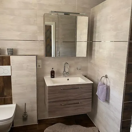 Ferienhaus فيرلتي